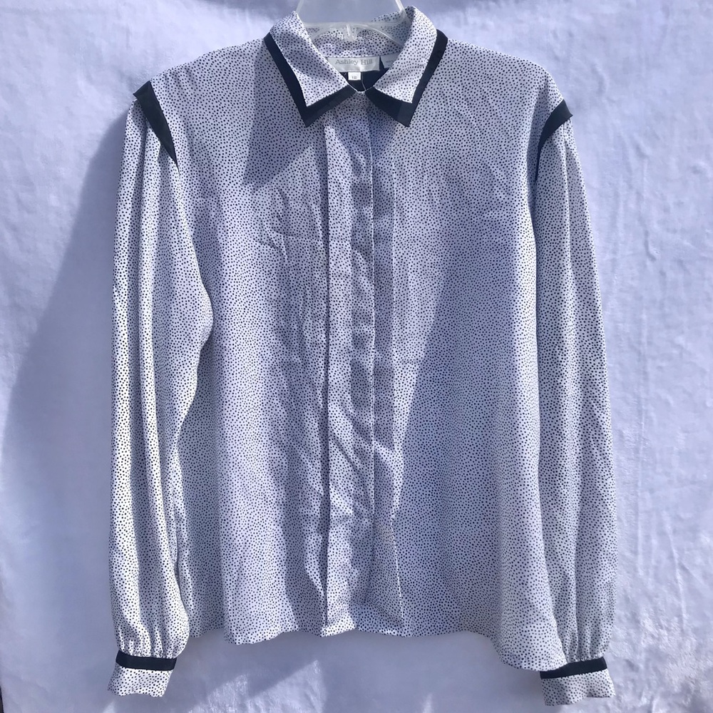Ashely hill long sleeve collared blouse